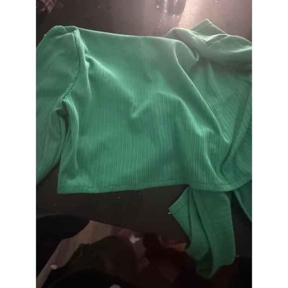 Lovers + Friends Ludrow Turquoise Green Long Sleeve Crop Wrap Top Size XS - Picture 8 of 9
